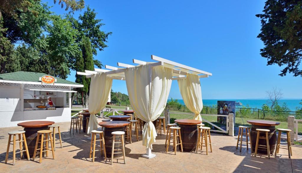 Sol Nessebar Mare