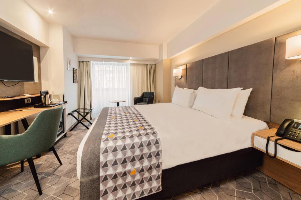Holiday Inn Bucarest – Times