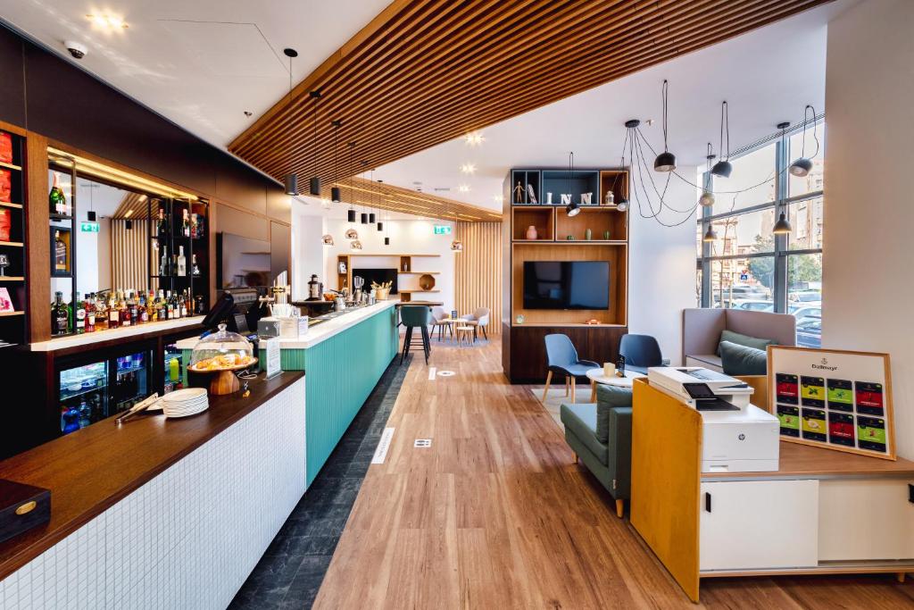 Holiday Inn Bucarest - Times