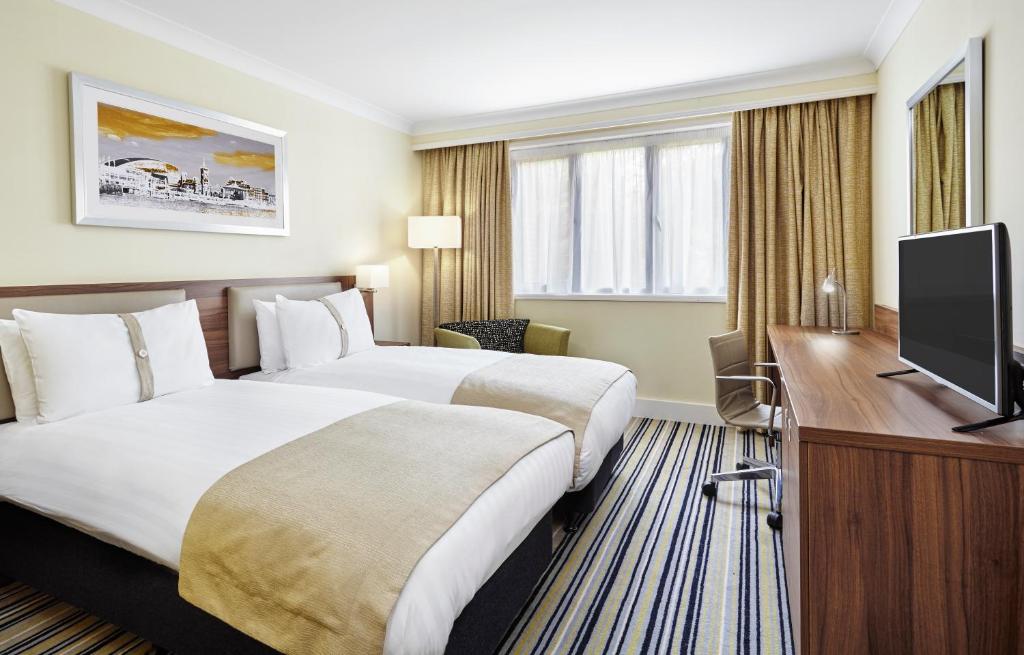 Holiday Inn Cardiff – North M4, Jct.32