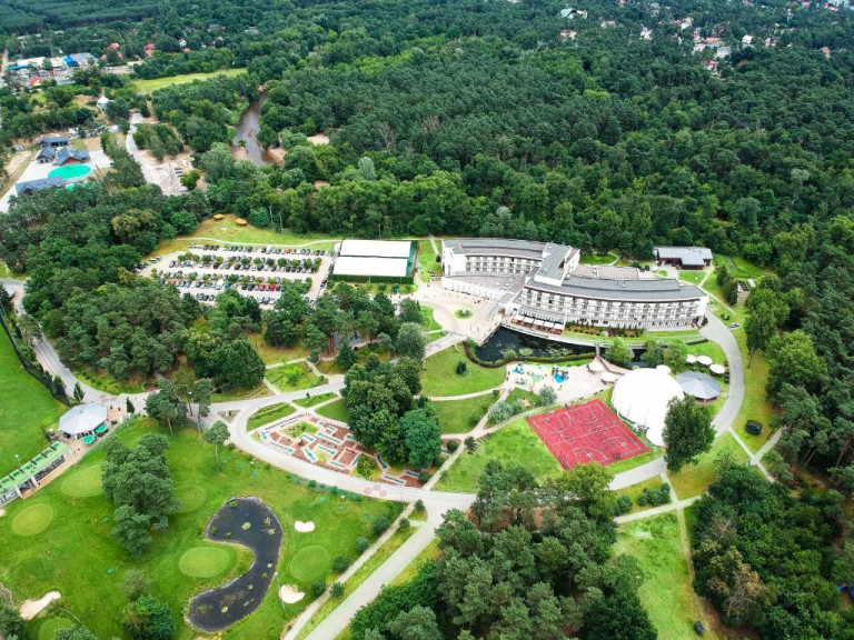 Holiday Inn Resort Warsaw Jozefow