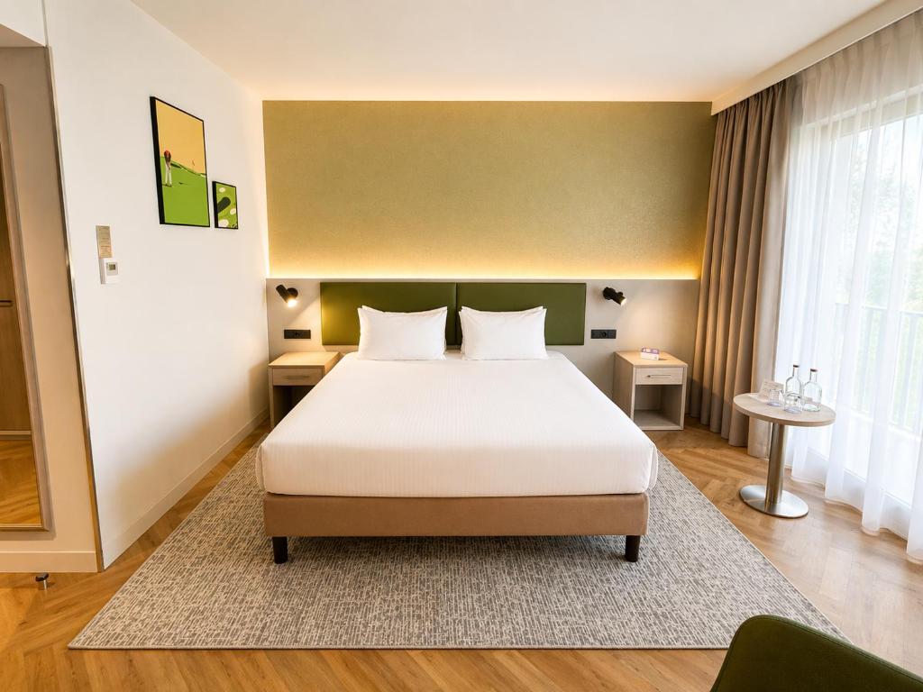 Holiday Inn Resort Warsaw Jozefow