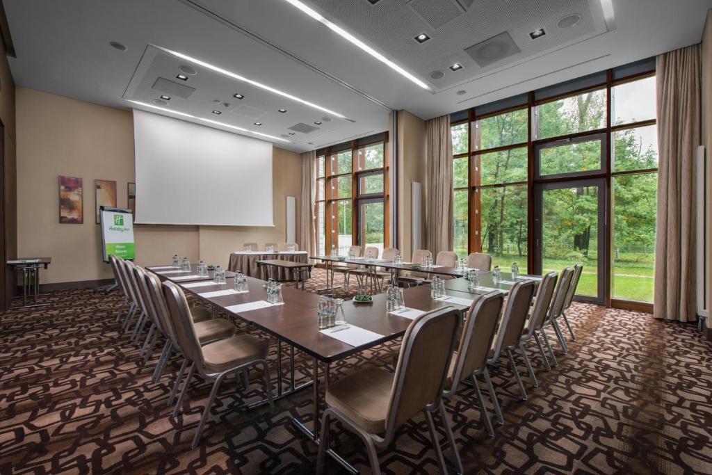 Holiday Inn Resort Warsaw Jozefow