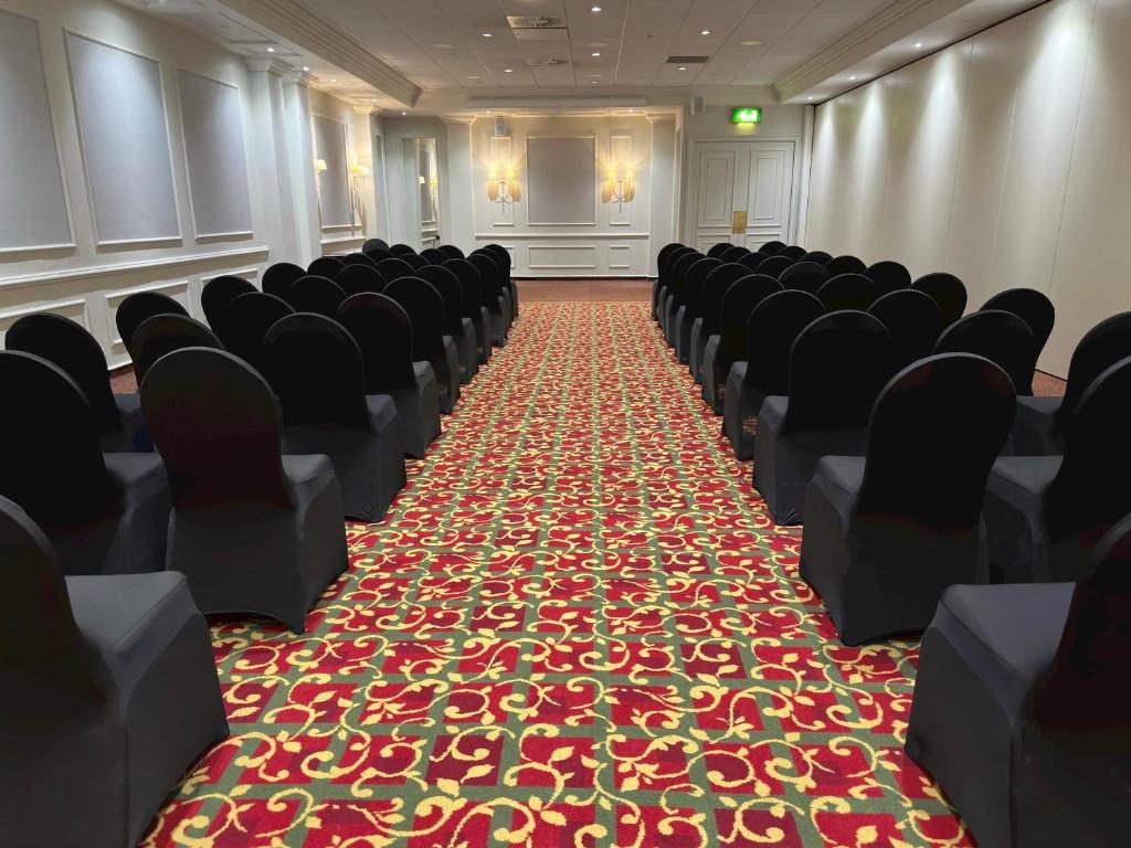 The Aberdeen Dyce Hotel