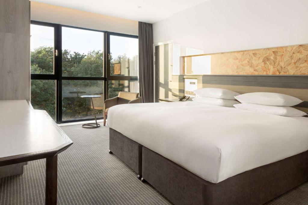 DoubleTree by Hilton Edinburgh – Queensferry Crossing