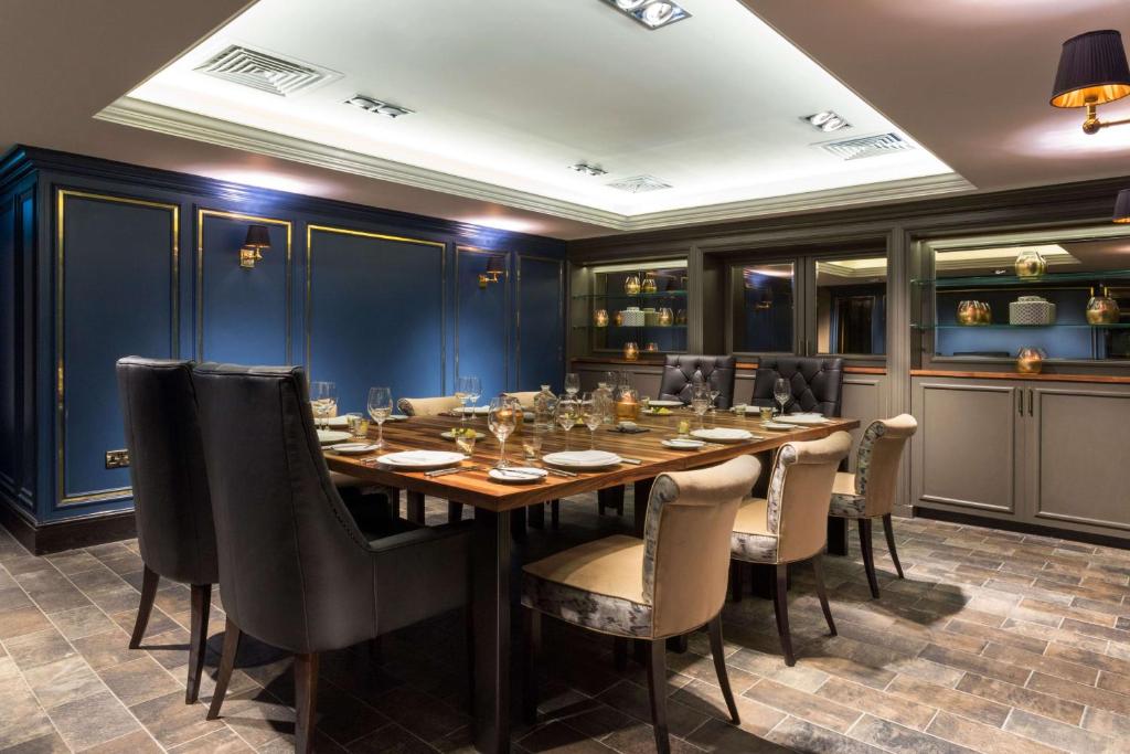 DoubleTree by Hilton Edinburgh – Queensferry Crossing