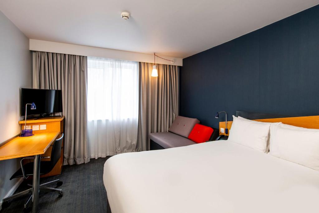 Holiday Inn Express Newport