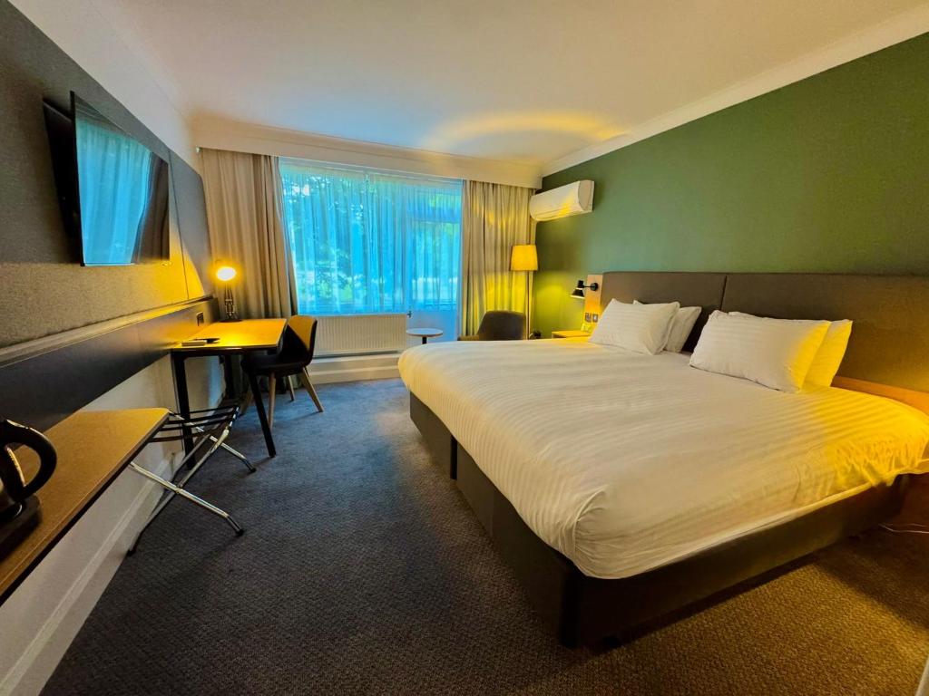 Holiday Inn Newport