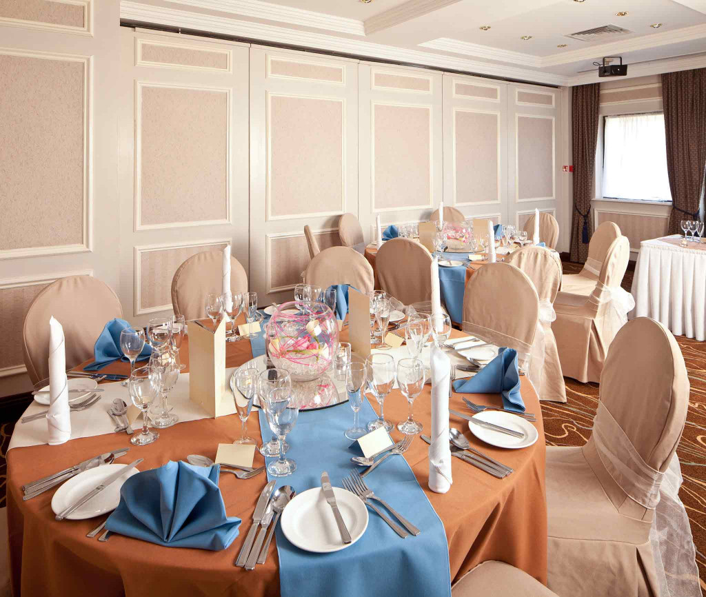 Mercure Livingston