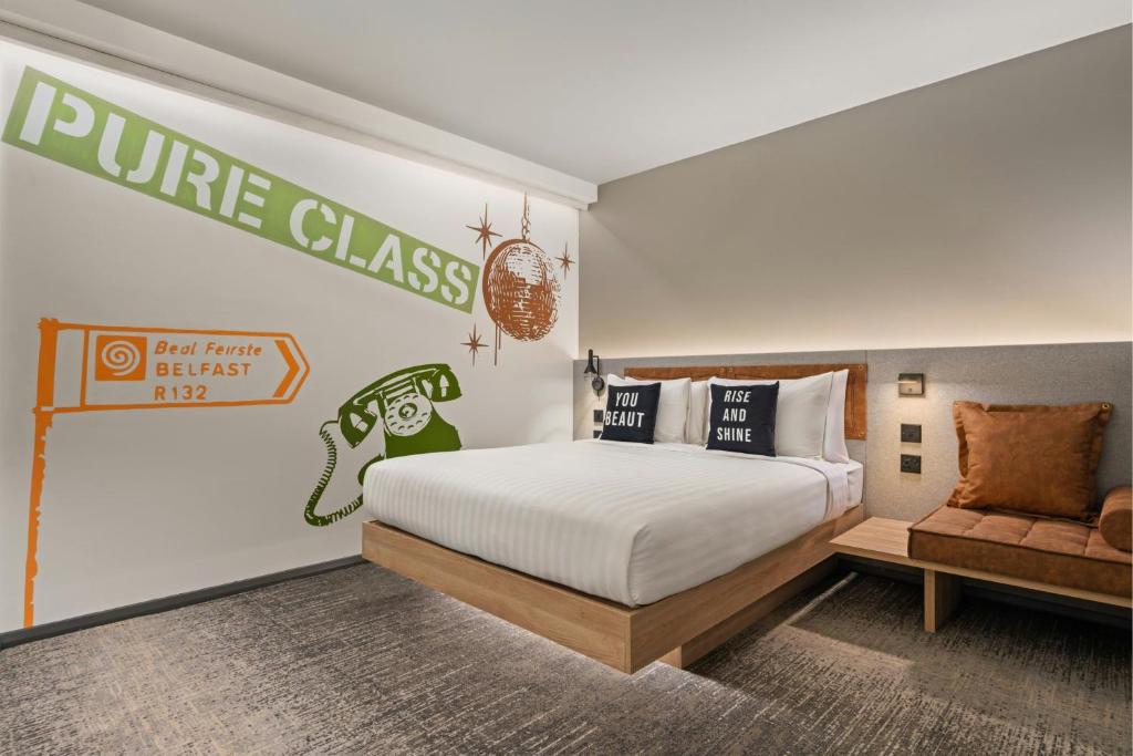 Moxy Belfast City