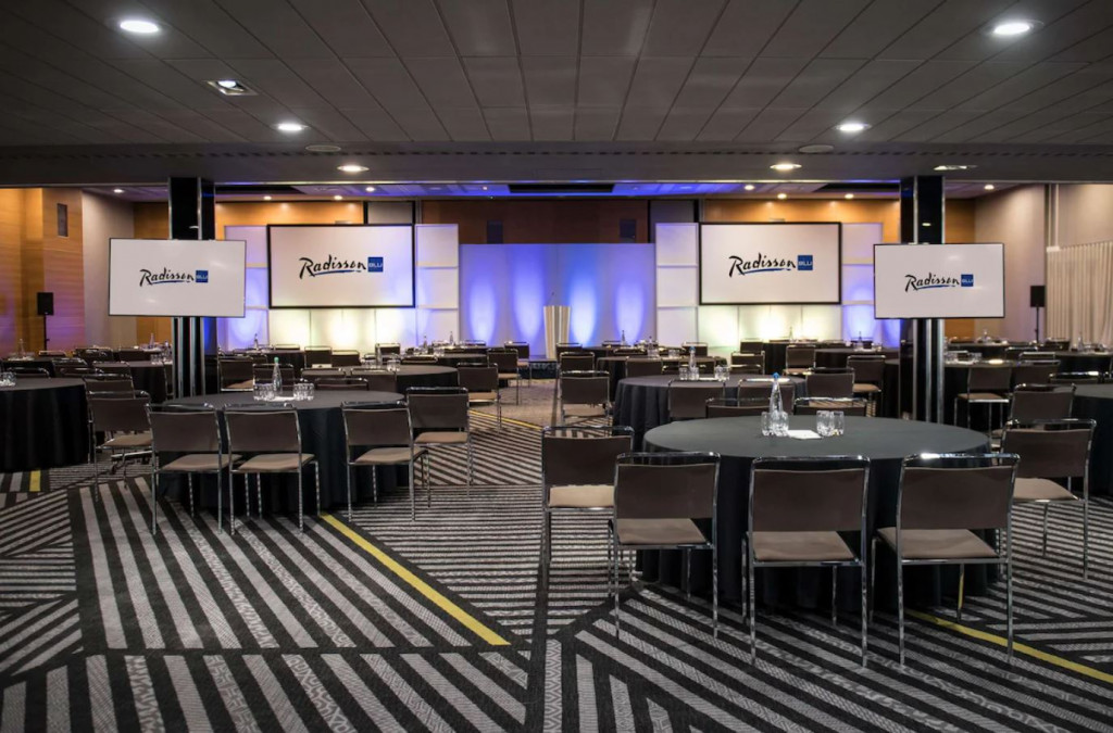 Radisson Blu Hotel, London Stansted Airport
