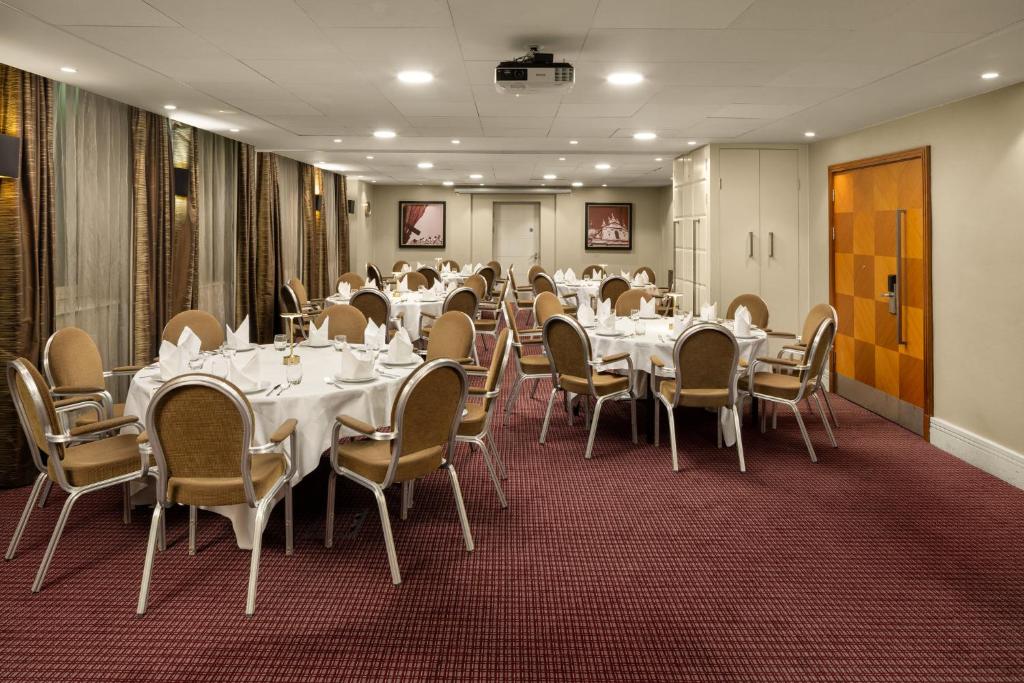 Crowne Plaza London Ealing