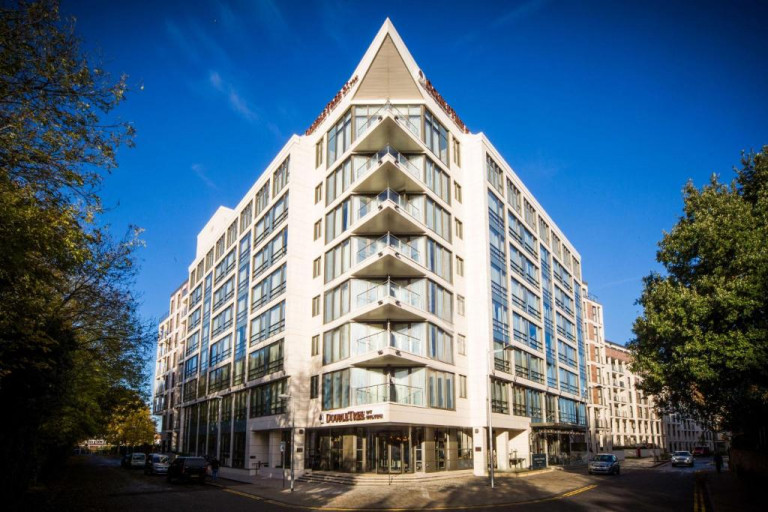 DoubleTree by Hilton London Kingston Upo...