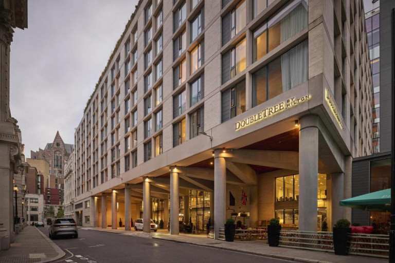 DoubleTree by Hilton London Tower of Lon...