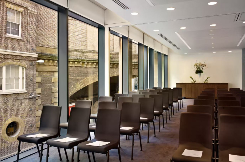 DoubleTree by Hilton London Tower of London