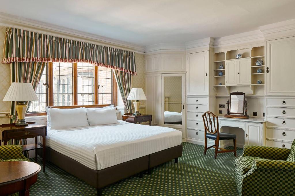 Hanbury Manor Marriott Hotel & Country Club