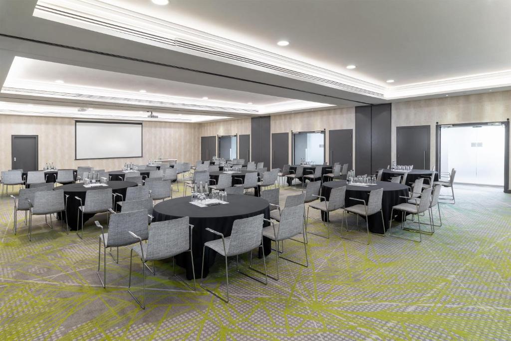 Hilton London Heathrow Airport