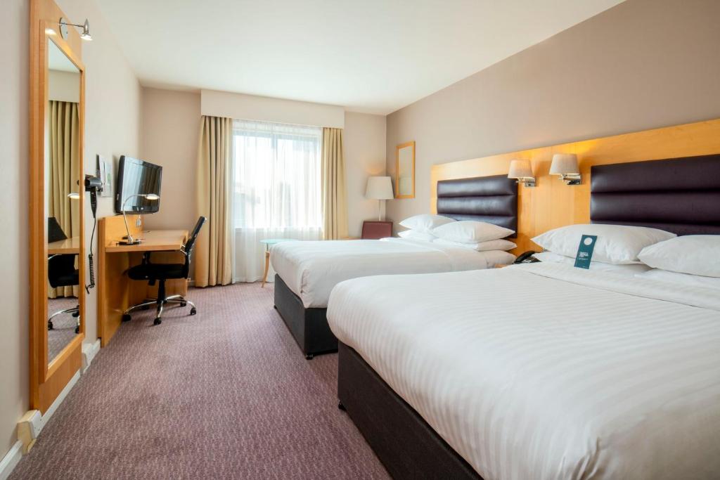 Holiday Inn London Brentford Lock