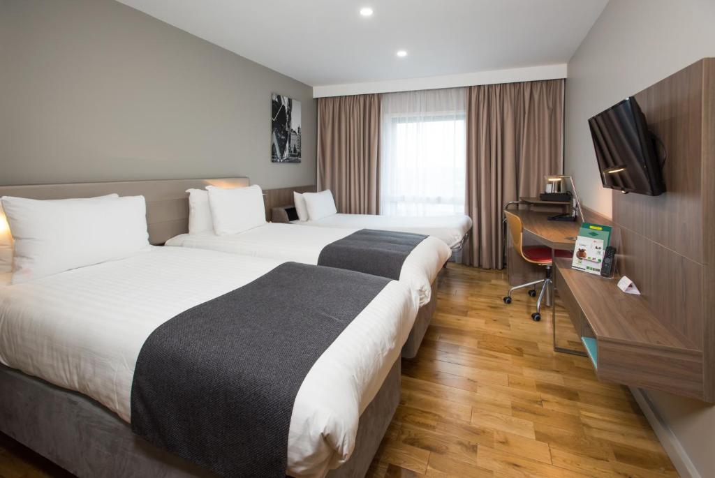 Holiday Inn London West