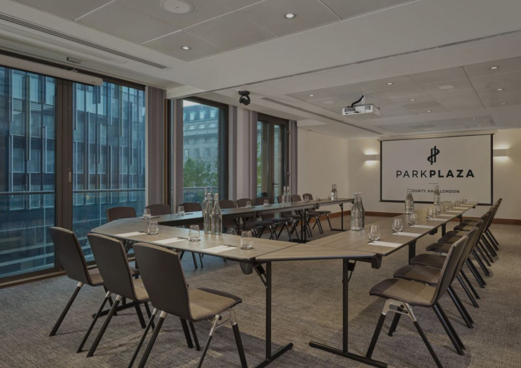 Park Plaza County Hall London