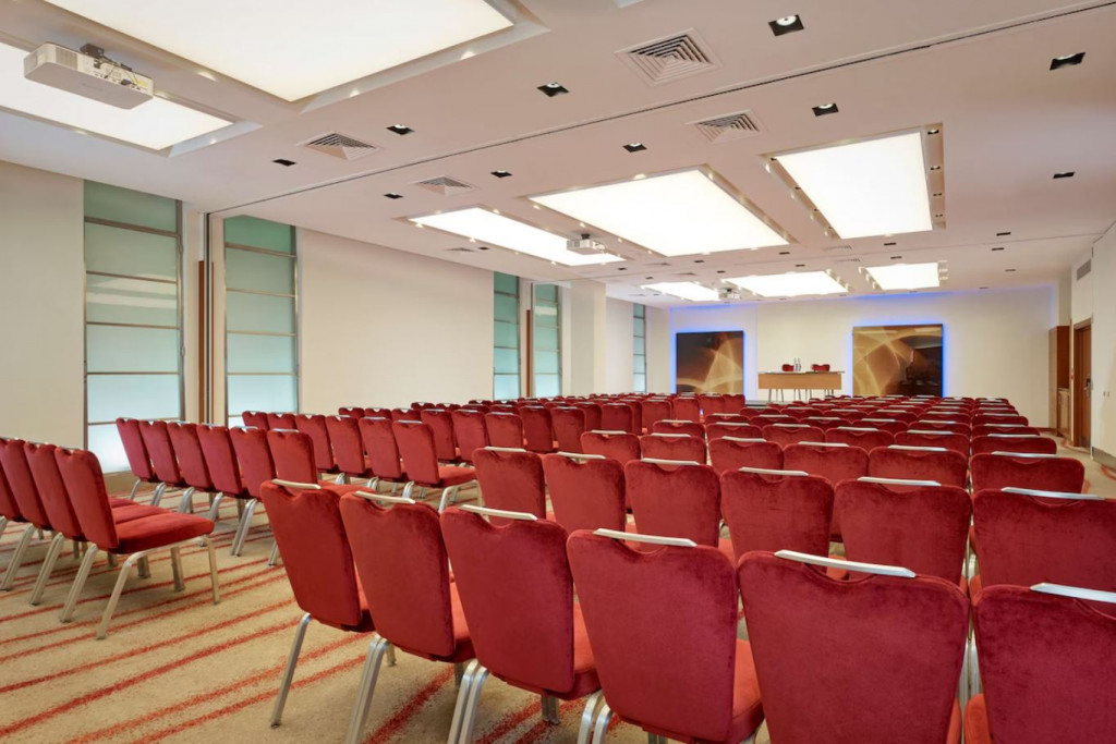 Park Plaza Victoria London