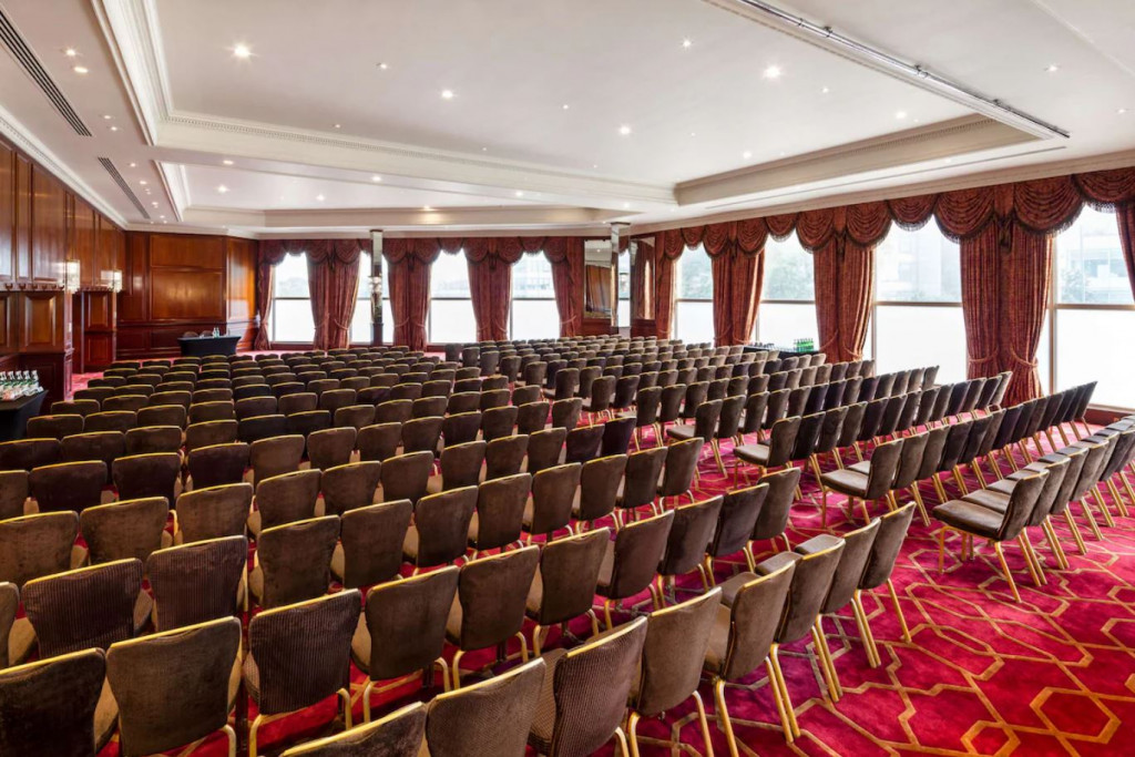 Radisson Blu Hotel, London Heathrow