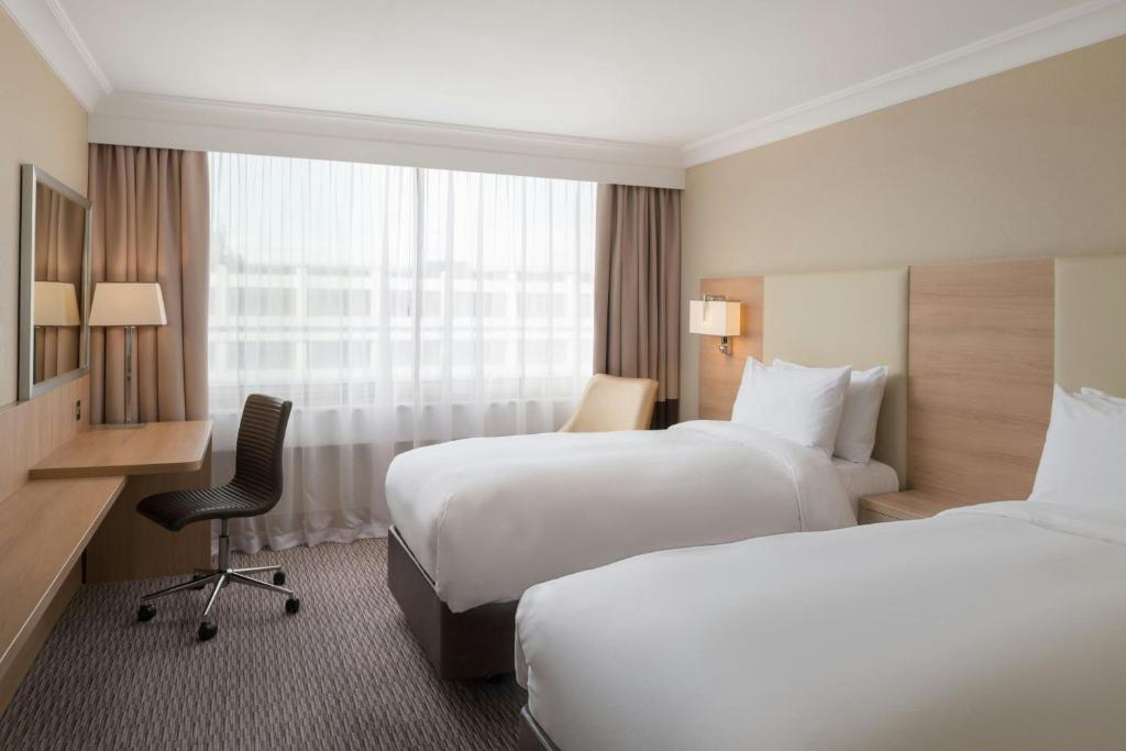 Renaissance London Heathrow Hotel
