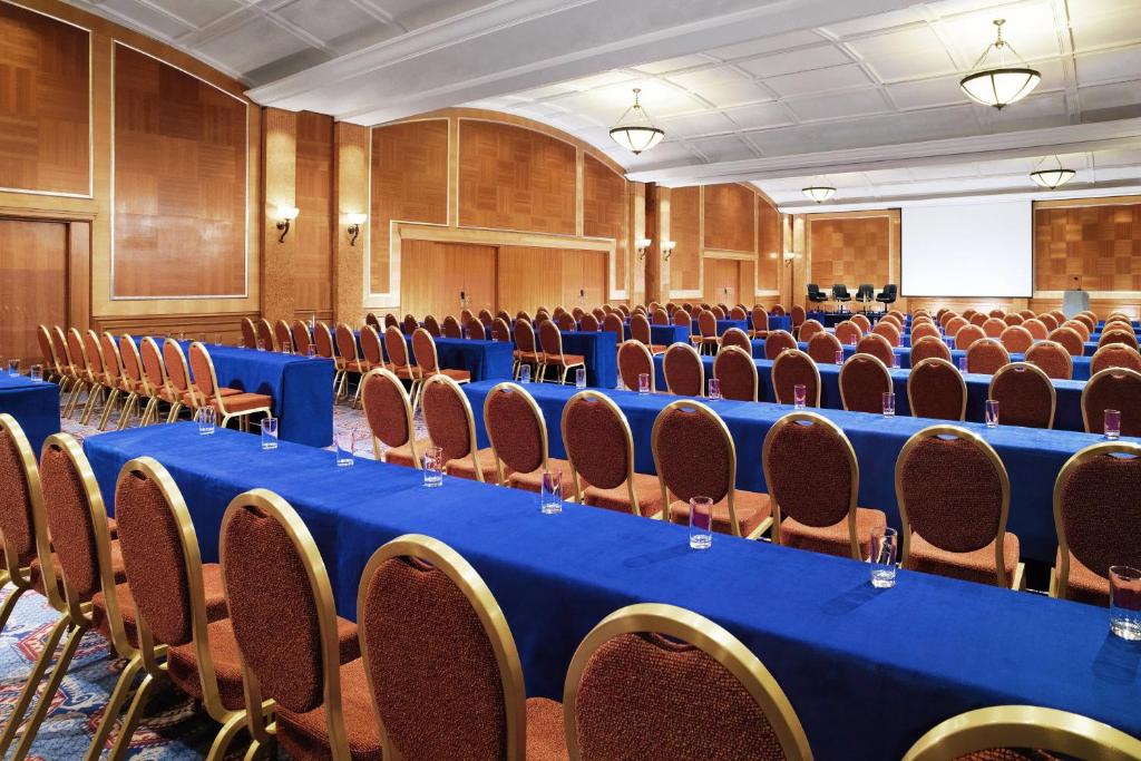Sheraton Skyline Hotel London Heathrow