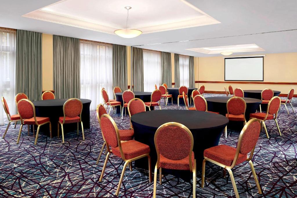 Sheraton Skyline Hotel London Heathrow