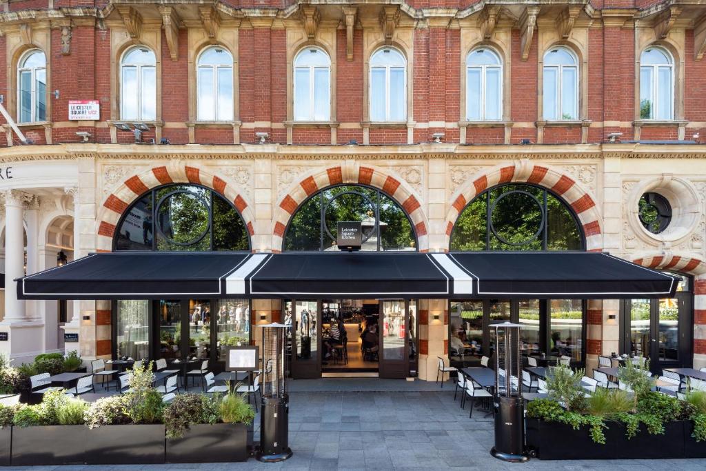 Radisson Blu Hotel, London Leicester Square