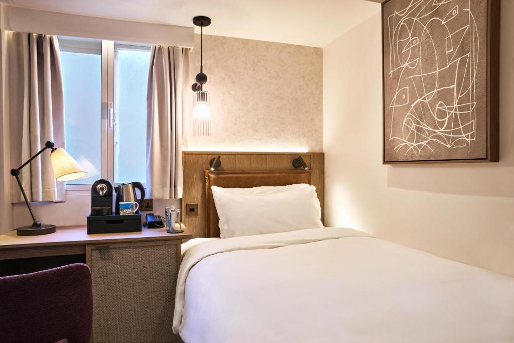 Radisson Blu Hotel, London Tottenham Court Road