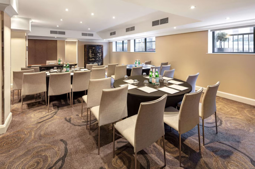 Radisson Blu Hotel, London Tottenham Court Road