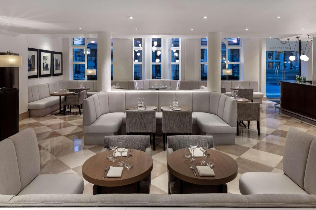 Radisson Blu Hotel, London Tottenham Court Road